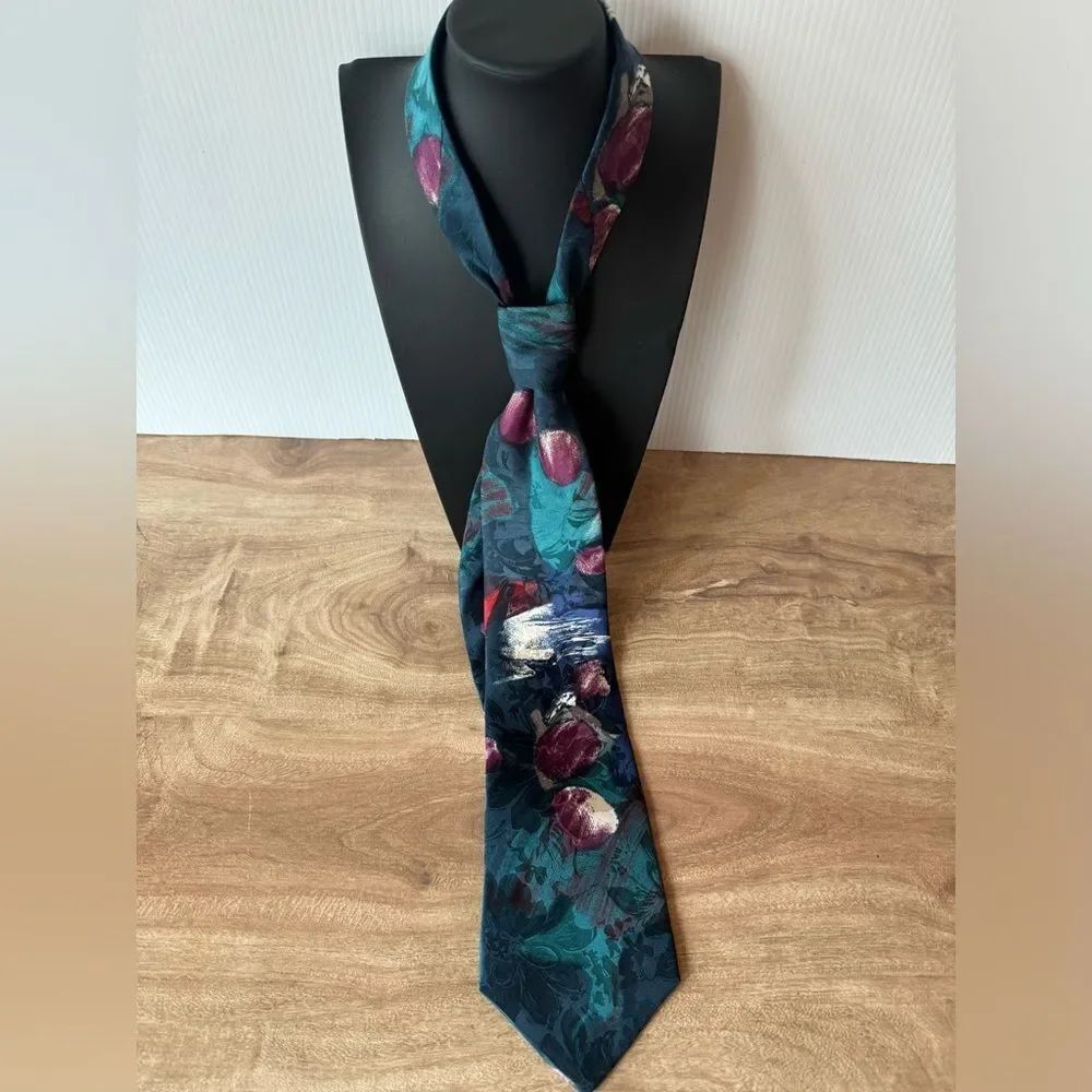 George Machado Zylos Blue Abstract Blue Green Italian Silk USA Necktie